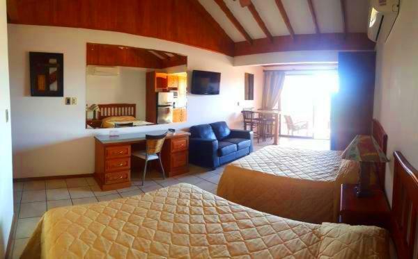 Flamingo Marina Resort Studio بلايا فلامنغو المظهر الخارجي الصورة